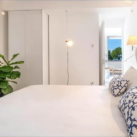 The Ivy Villa *